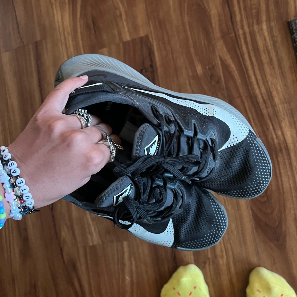 Nike Pegasus trail 2 in dark smoke